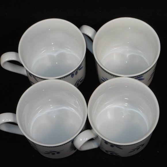 Set of 4 tea cups. Villeroy & Boch Group, Design Collection - Picture 3 of 5